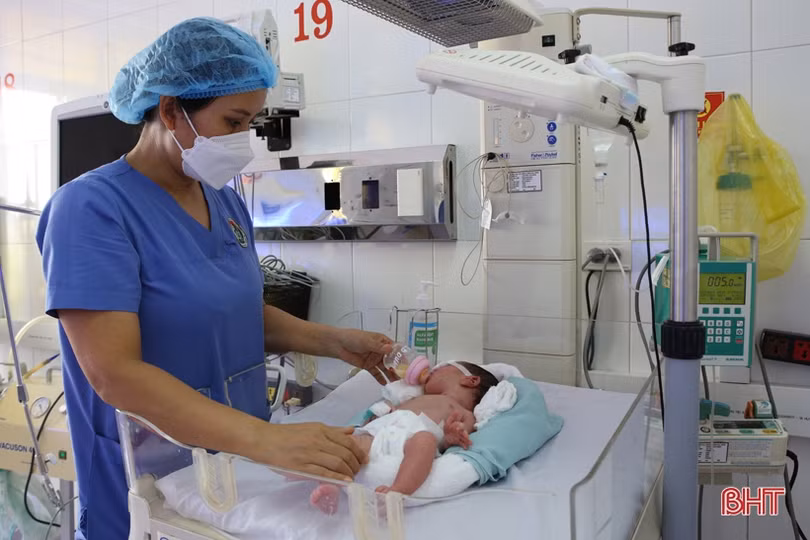 Cứu sống sản phụ bị rau tiền đạo trung tâm - rau cài răng lược ở Hà Tĩnh