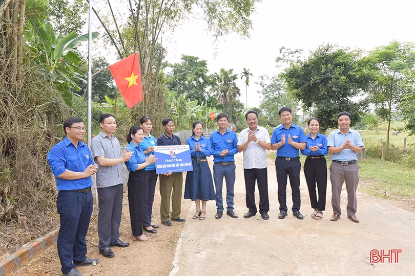 Sôi nổi các hoạt động hỗ trợ vùng “rốn lũ” Hà Tĩnh xây dựng nông thôn mới