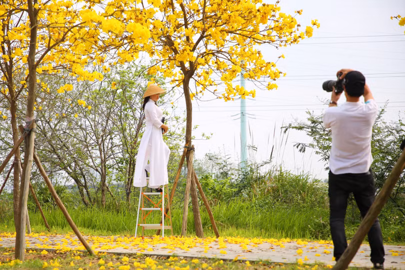 “Cuồng” chụp ảnh khoe mạng xã hội