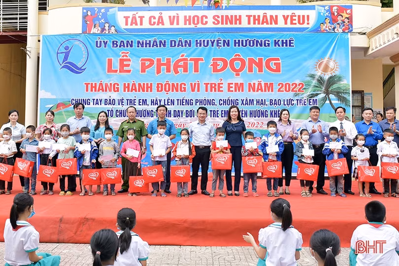 Hương Khê phát động Tháng hành động vì trẻ em năm 2022