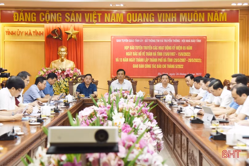 Báo chí tăng cường phản ánh sinh động, toàn diện kết quả Hà Tĩnh làm theo lời Bác 65 năm qua