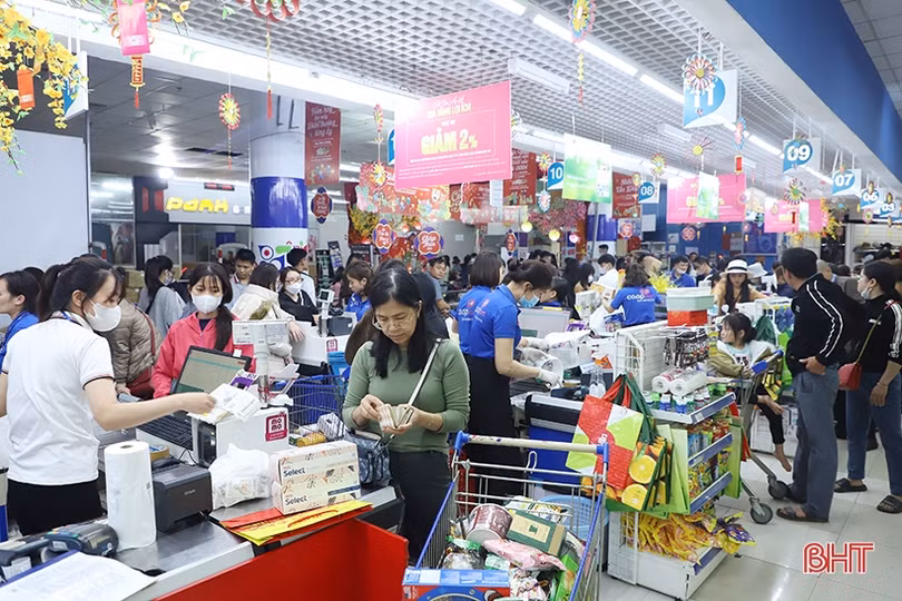 Sức mua sụt giảm, thị trường dịp tết kém sôi động