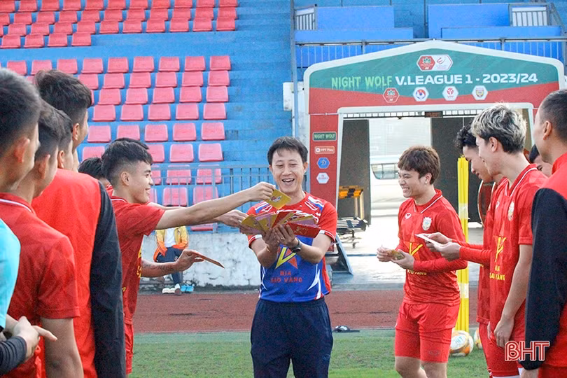 Hồng Lĩnh Hà Tĩnh hội quân, tập luyện sau kỳ nghỉ tết