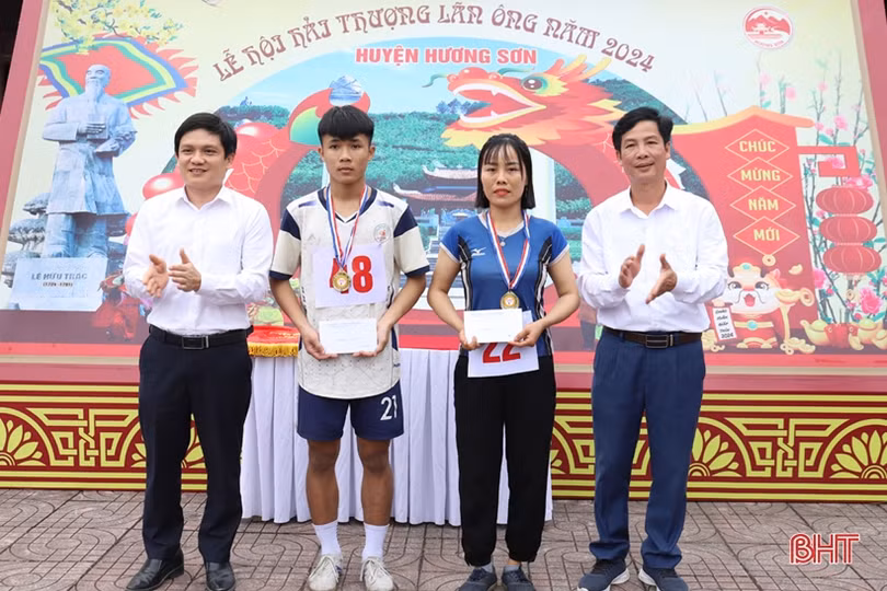 89 VĐV ở Hương Sơn tham gia Giải Việt dã leo núi Minh Tự Sơn