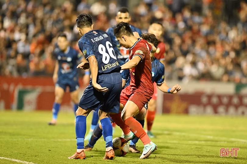 Dấu ấn trận thắng quan trọng đầu xuân của Hồng Lĩnh Hà Tĩnh