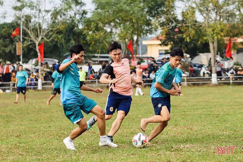 Sôi nổi các hoạt động thể thao mừng xuân mới ở Hà Tĩnh