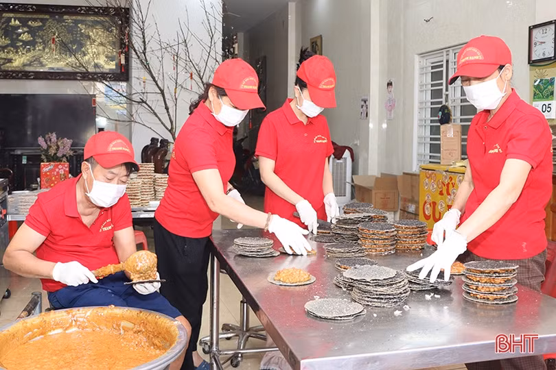 Đắt hàng như... cu đơ sau tết