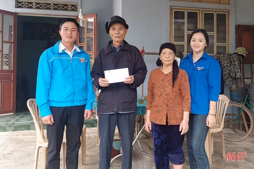 Tuổi trẻ Hà Tĩnh tổ chức nhiều hoạt động mừng xuân mới