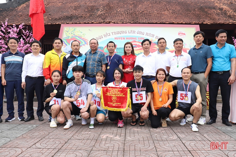 89 VĐV ở Hương Sơn tham gia Giải Việt dã leo núi Minh Tự Sơn