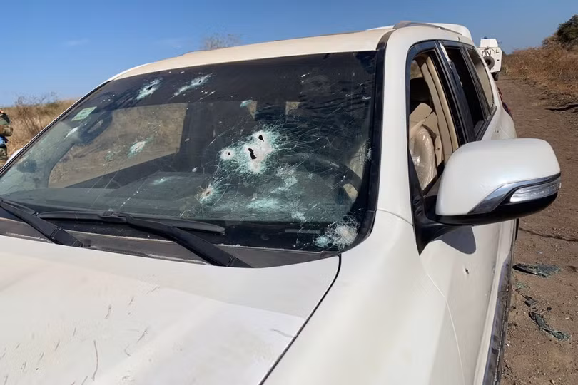 Bộ đội Việt Nam cứu hộ xe bị tấn công vũ trang ở châu Phi