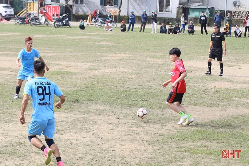 Sôi nổi các hoạt động thể thao mừng xuân mới ở Hà Tĩnh