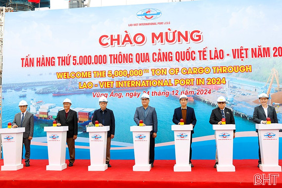 Cảng quốc tế Lào - Việt đón nhận tấn hàng thứ 5 triệu trong năm 2024