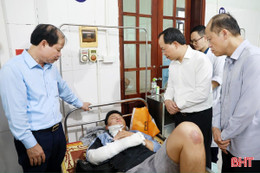 Lãnh đạo Hà Tĩnh chỉ đạo tập trung cứu chữa nạn nhân, điều tra nguyên nhân vụ tai nạn nghiêm trọng