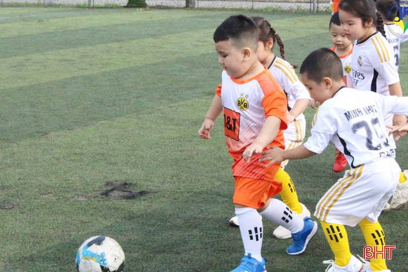Sôi động giải thể thao “Trung Kiên Super Kids”