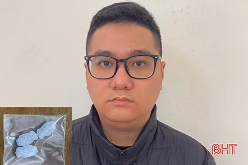 Bắt 2 mẹ con mua bán ma túy