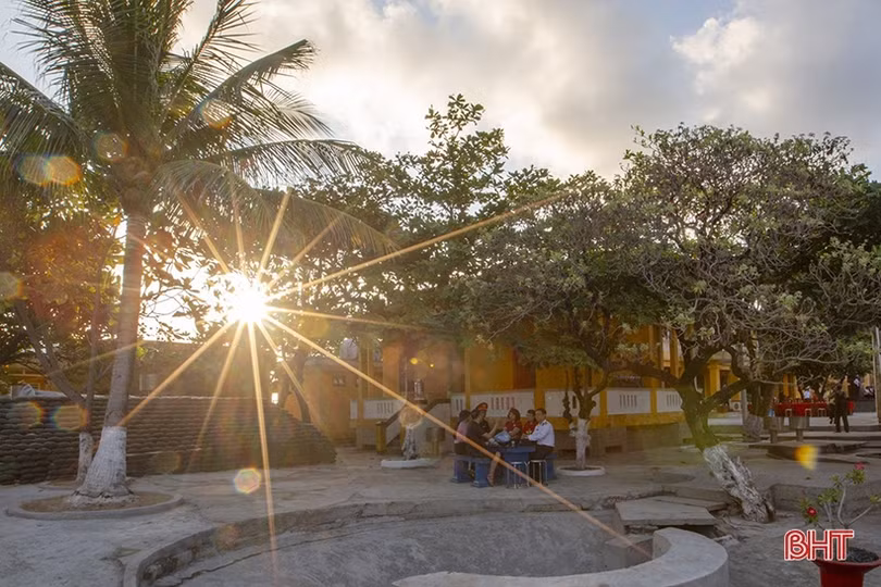 Những đợt sóng Trường Sa