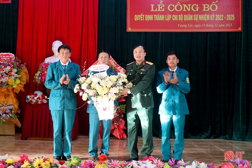 Thành lập chi bộ quân sự cấp xã đầu tiên ở Hà Tĩnh