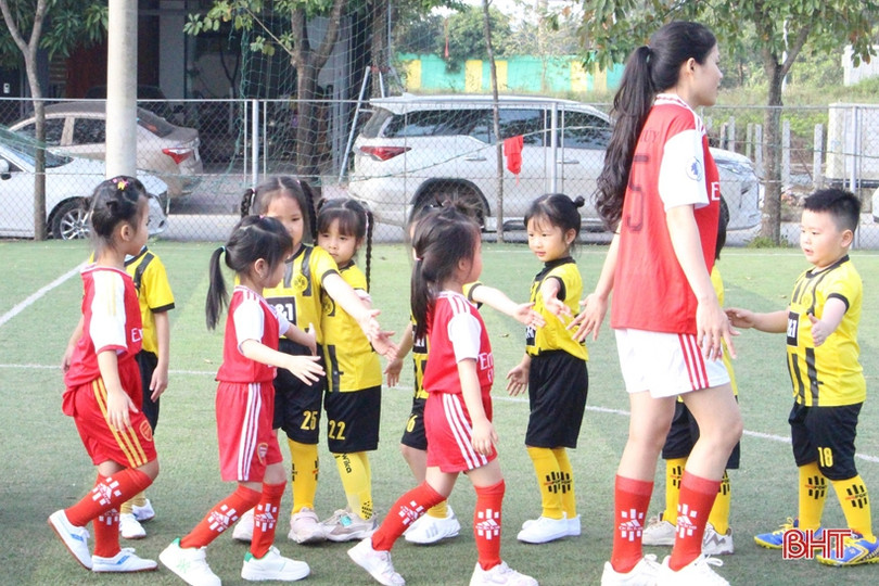Sôi động giải thể thao “Trung Kiên Super Kids”