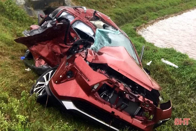 Điều tra nguyên nhân vụ tai nạn giao thông trên đường ven biển Hà Tĩnh