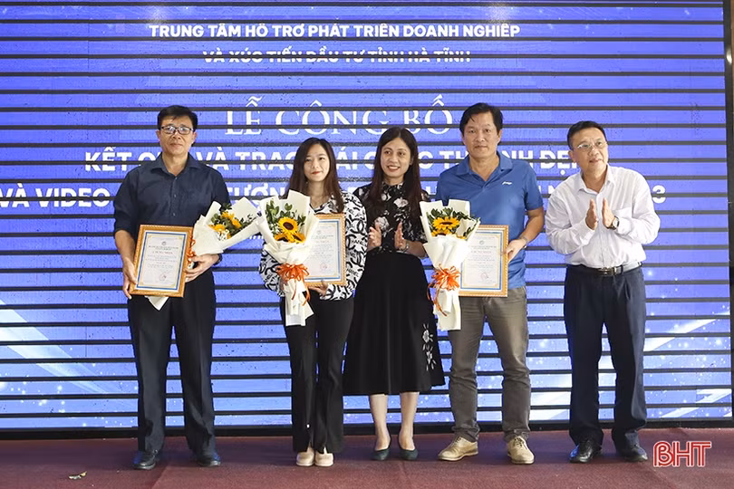 Trao thưởng Cuộc thi Ảnh đẹp và video clip ấn tượng về du lịch Hà Tĩnh