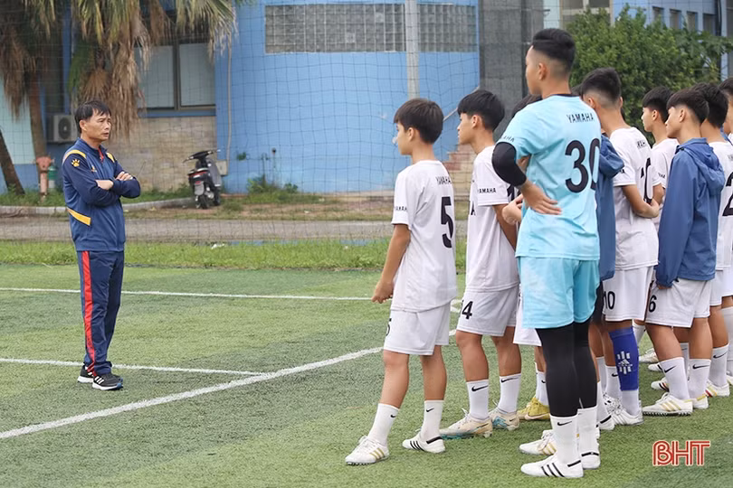 Người thầm lặng góp sức cho bóng đá trẻ Hà Tĩnh
