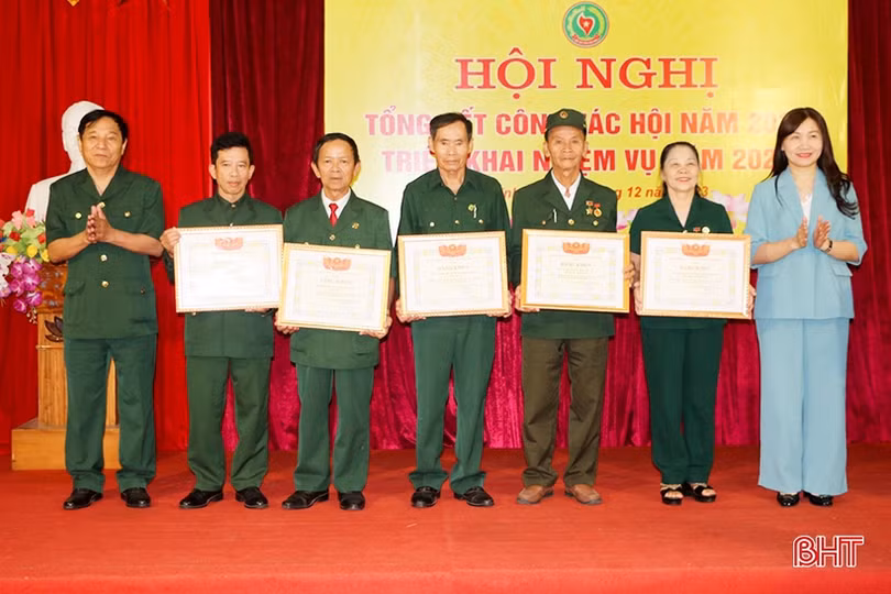 Hội viên cựu TNXP Hà Tĩnh hiến 13.345m<sup>2</sup> đất làm đường giao thông