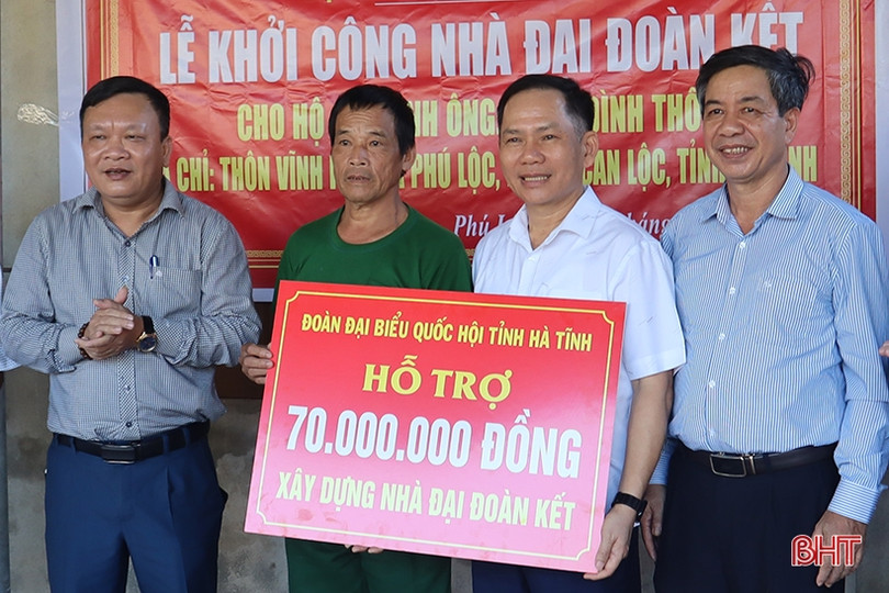 Đoàn ĐBQH Hà Tĩnh kết nối, hỗ trợ xây dựng nhà đại đoàn kết