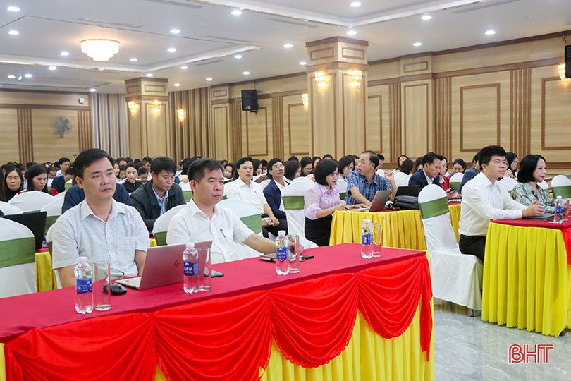 Hơn 400 cán bộ, giáo viên Hà Tĩnh được trang bị kiến thức pháp luật