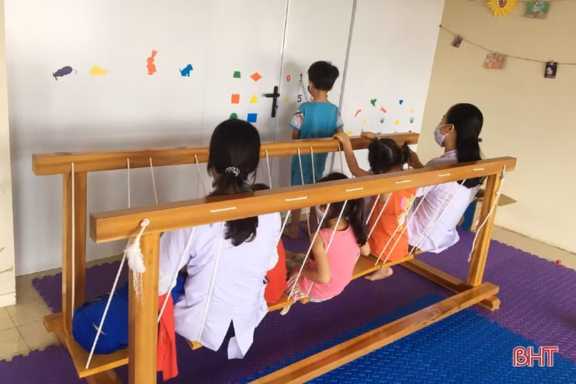 Những “giáo viên” đặc biệt ở Bệnh viện Phục hồi chức năng Hà Tĩnh