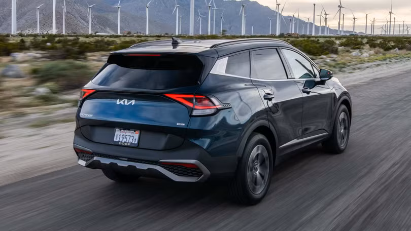 Kia Sportage Hybrid 2024: Thêm trang bị tiêu chuẩn, tăng giá bán