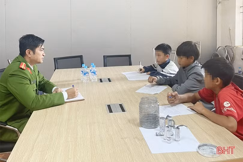 Cảnh báo: 1 tháng phát hiện 94 học sinh Hà Tĩnh vi phạm về pháo nổ 