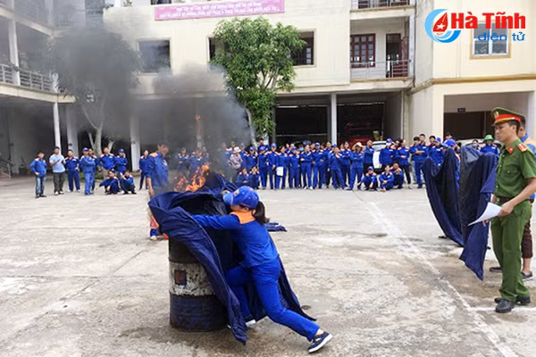 phat huy suc manh toan dan trong phong chay chua chay