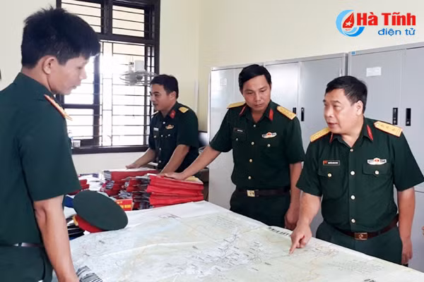 pho tu lenh quan khu 4 ha tinh can chuan bi tot dien tap khu vuc phong thu nam 2018