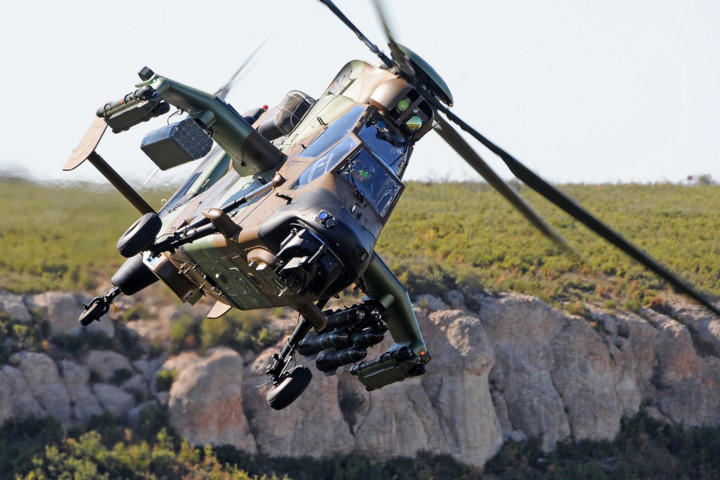 suc manh dang gom cua truc thang ho biet bay eurocopter tiger