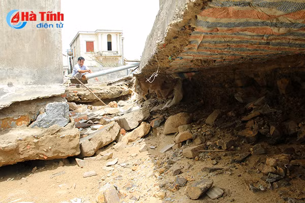 de bien cam nhuong sat lo nghiem trong de doa gan ngan ho dan