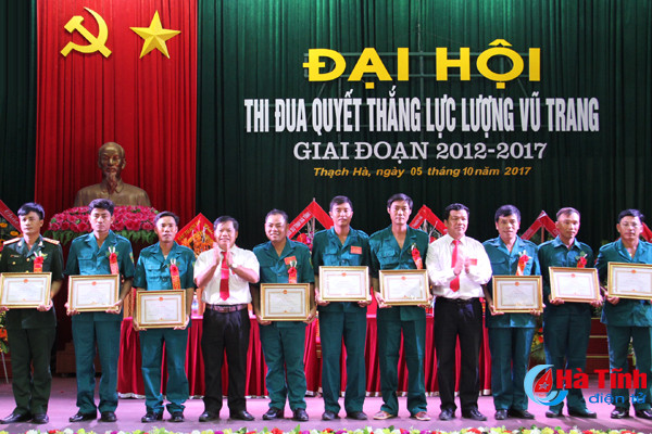 vinh danh 22 dien hinh phong trao thi dua quyet thang huyen thach ha