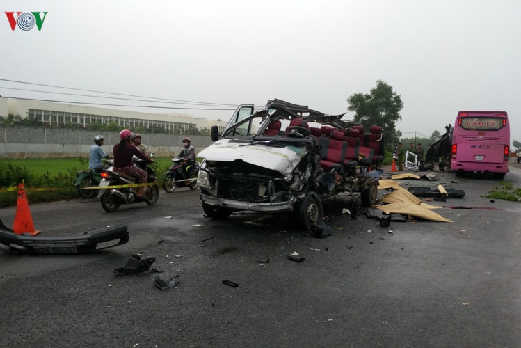 hien truong vu tai nan tham khoc lam 6 nguoi chet o tay ninh