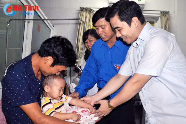 thap sang uoc mo tre em dan toc chut