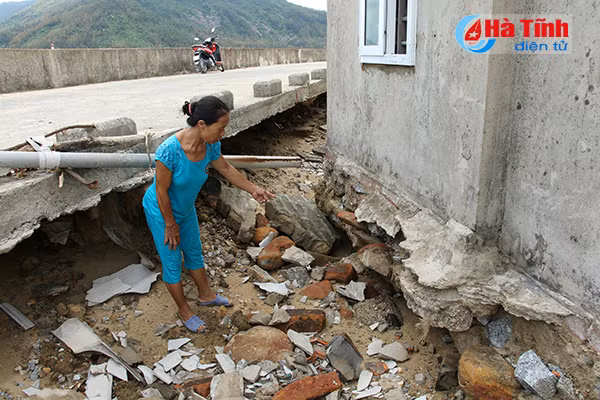 de bien cam nhuong sat lo nghiem trong de doa gan ngan ho dan