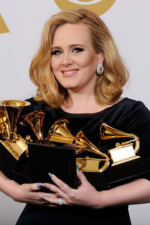 chuyen gia tao mau toc goi y 7 kieu toc dep cho nang mat tron