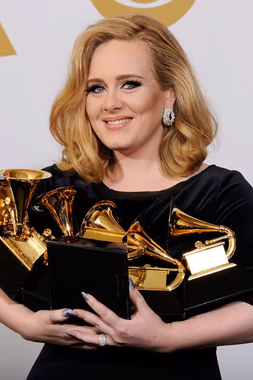 chuyen gia tao mau toc goi y 7 kieu toc dep cho nang mat tron