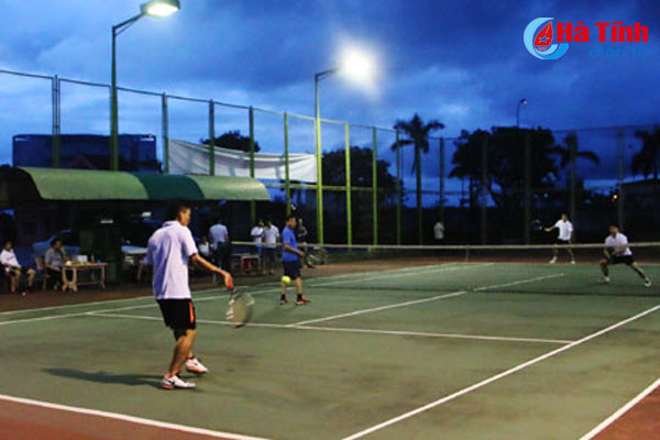 soi noi giai quan vot mung ngay doanh nhan viet nam