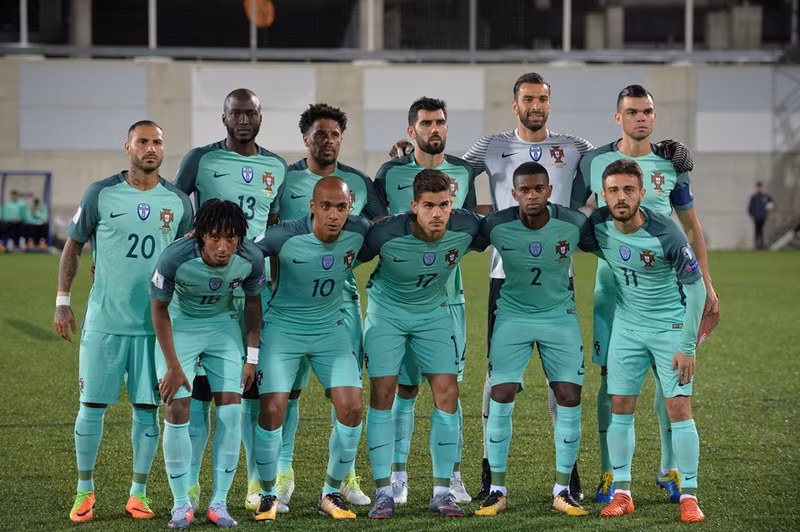 ronaldo toa sang bo dao nha tien sat ve du world cup 2018