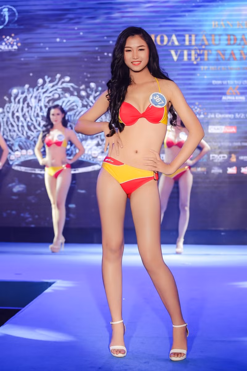 nu sinh ha tinh vao chung ket hoa hau dai duong