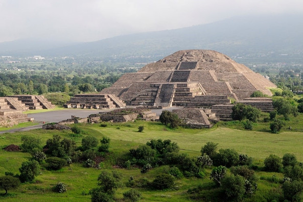 nhung bau vat vo gia duoi kim tu thap mexico