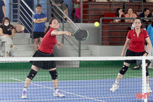 Khởi tranh Giải Pickleball nữ Hà Tĩnh 2025