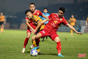 Hồng Lĩnh Hà Tĩnh đánh bại chủ nhà Đông Á Thanh Hóa