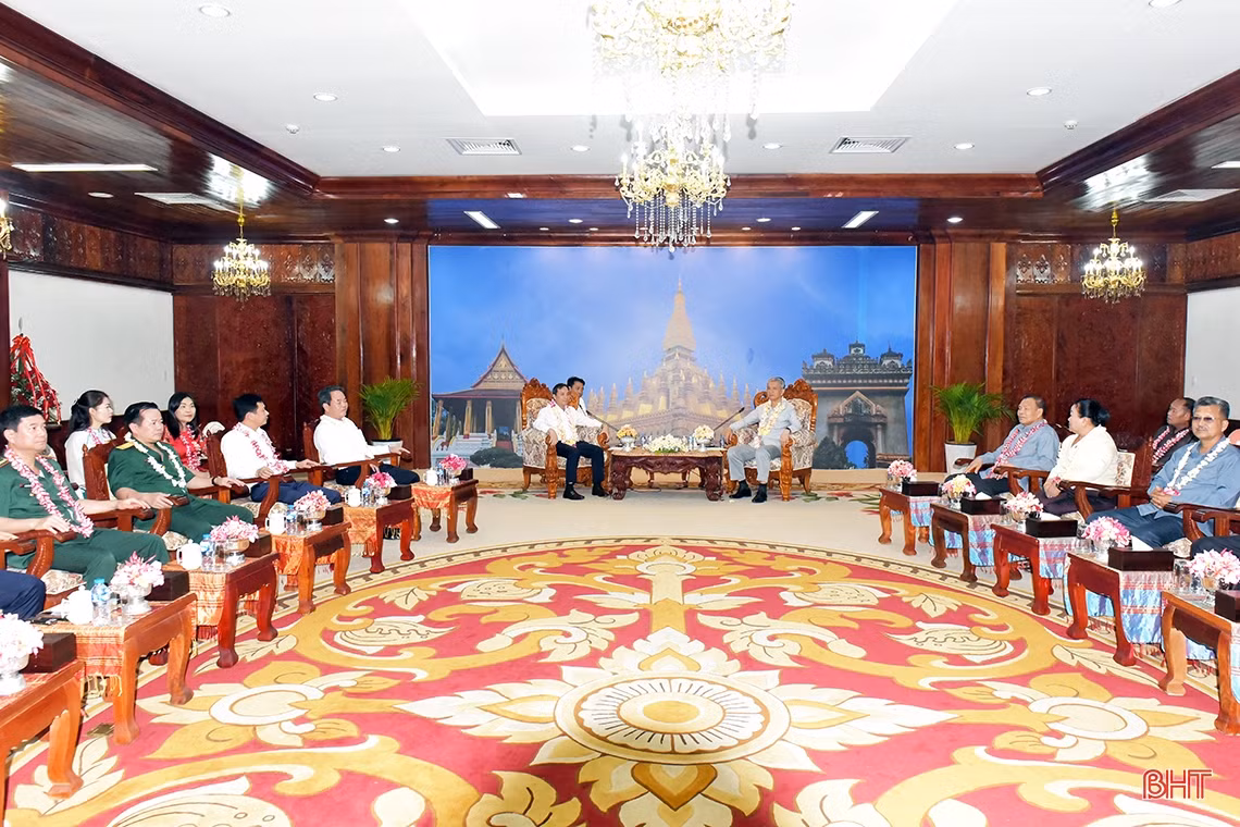 Lãnh đạo Hà Tĩnh chúc tết cổ truyền Bunpimay Thủ đô Viêng Chăn 