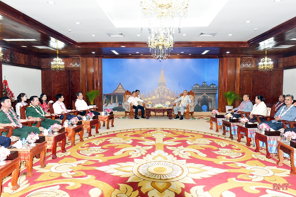 Lãnh đạo Hà Tĩnh chúc tết cổ truyền Bunpimay Thủ đô Viêng Chăn 