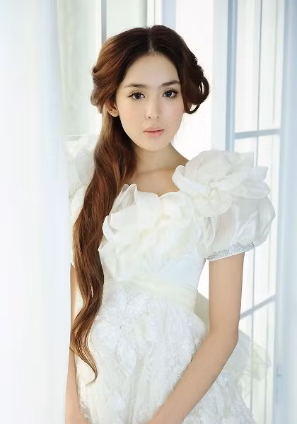 Khám phá vùng đất con gái đẹp “nghiêng nước nghiêng thành” ảnh 2